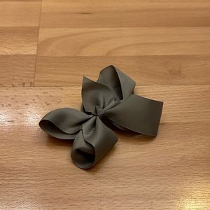 Dark grey grosgrain bow on matching headband